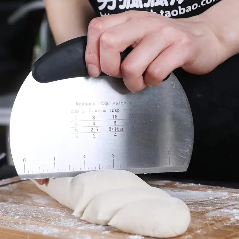 Multi-Purpose Bench Scraper For Cutting Dough